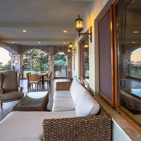 Hera Butun Gozlerden Uzak Harika Bir Tatil Villa *